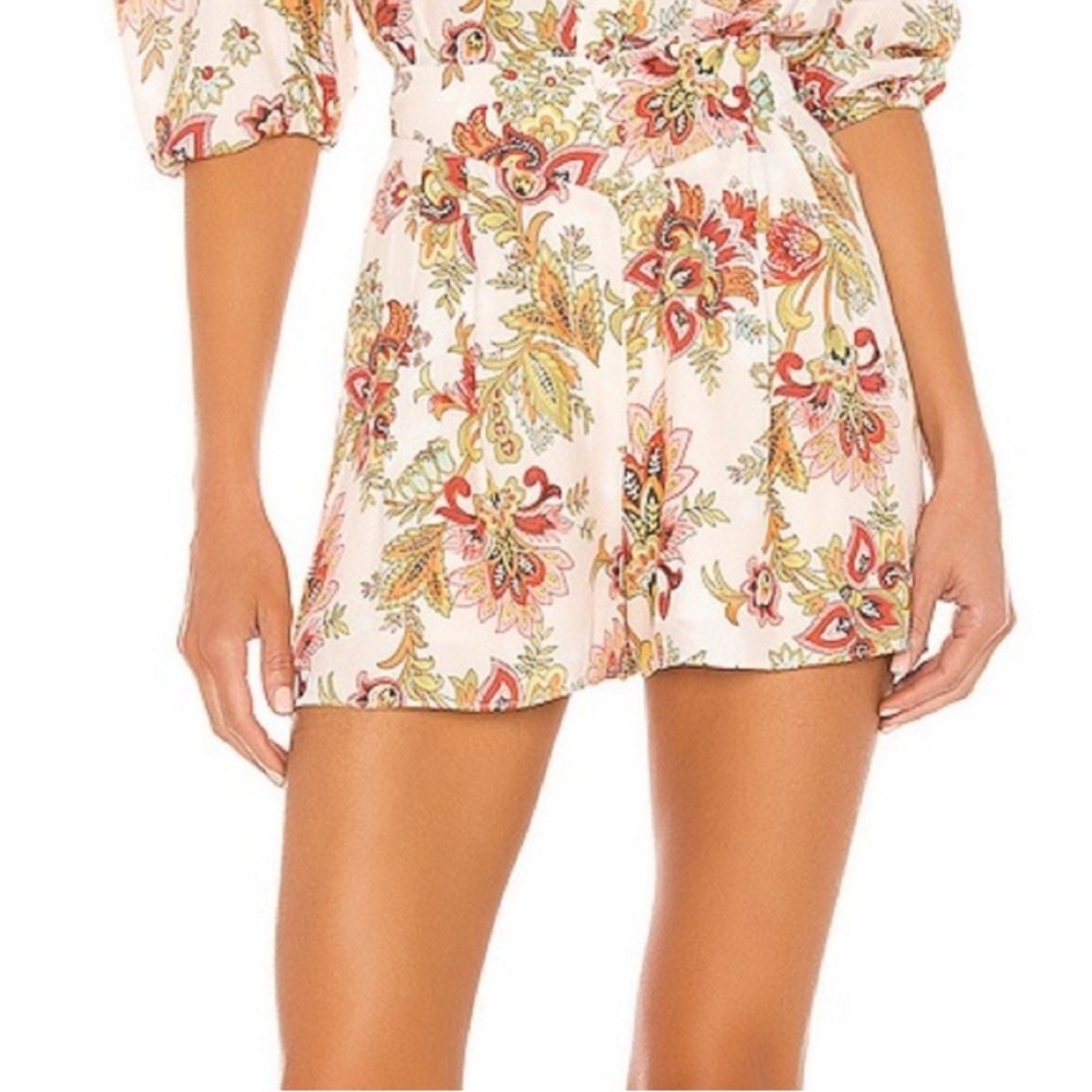 NWT Divine Heritage Sugar Magnolia Pleated Paisley Floral Shorts Women’s Size XS